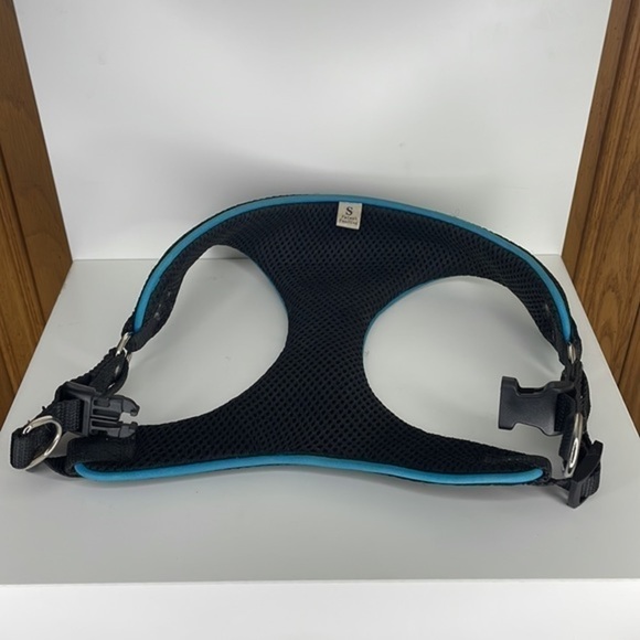 SMALL Pup Chest Harness - Black with Blue trim - Picture 2 of 3